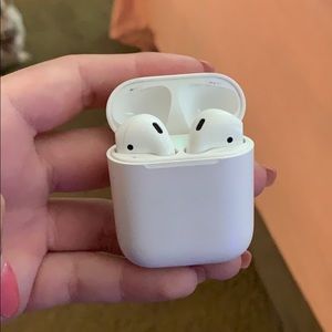 Airpods 1st gen